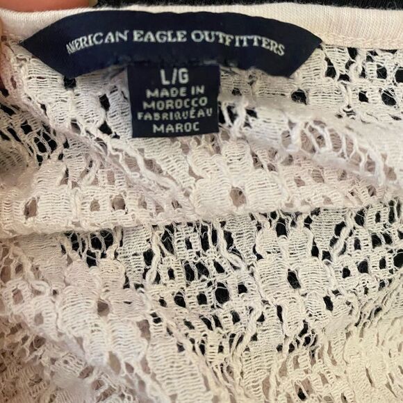 American Eagle Pink/Blush Camisole Lace Cropped Tank - Picture 2 of 2